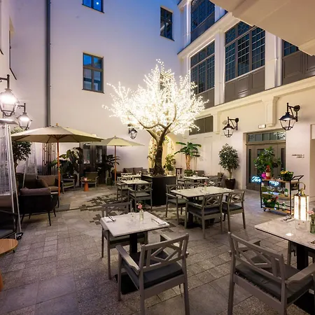 Hotel Saski Krakow Curio Collection By Hilton-2